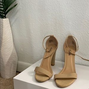 Suede Nude sandal